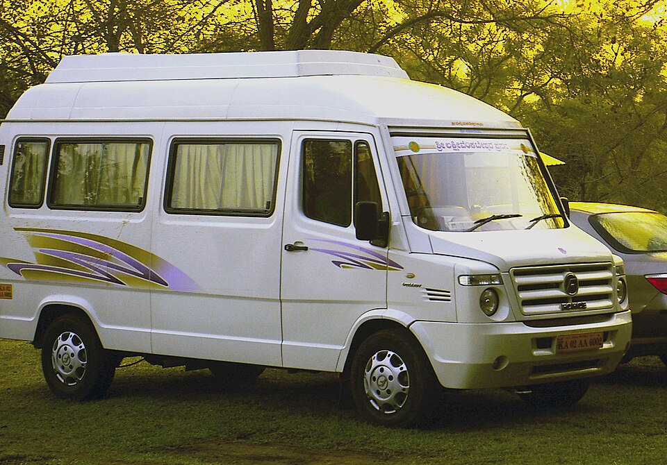 Tempo Traveller for groups